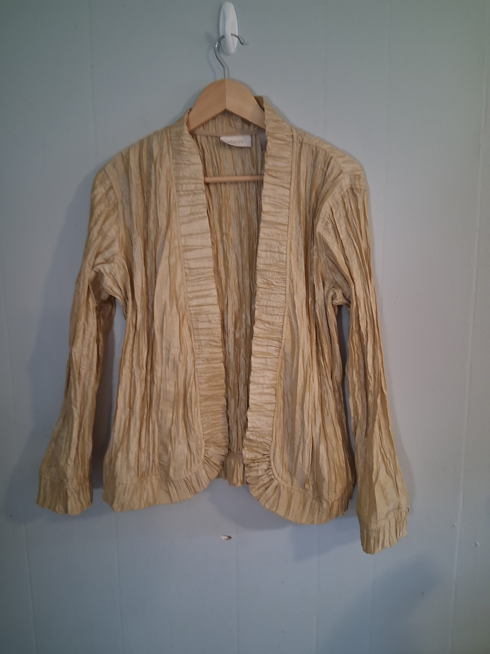 Chico's Gold Rotal Ruffle Rhea Crinkle Jacket Size M - Picture 3 of 7